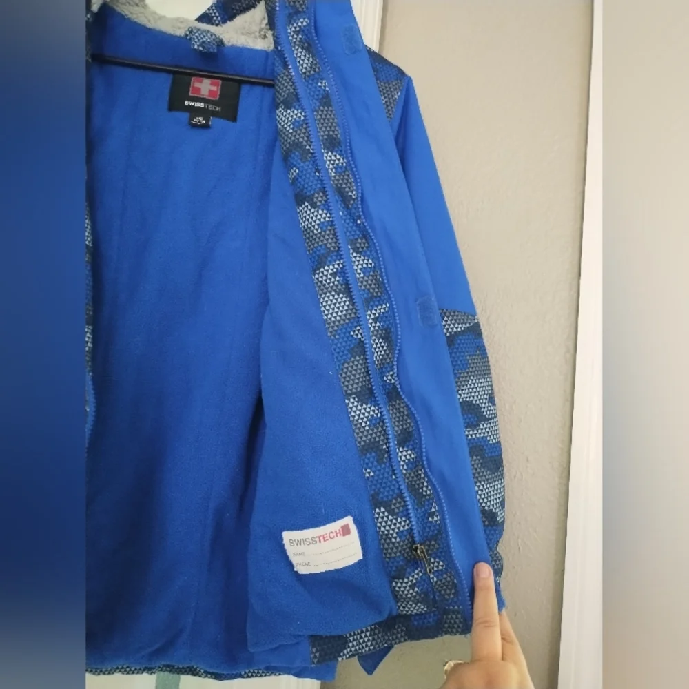 Swiss Tech Coat Unisex Fleece Lined Warm Adj Sleeve Reflective Child Size 10-12 - Picture 4 of 6